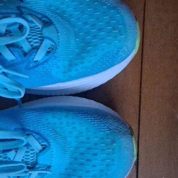 Hoka Mach 6 Size 9 Shoes - Picture 14 of 15